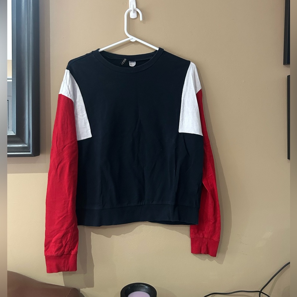 H&M Black and Red Sweatshirt